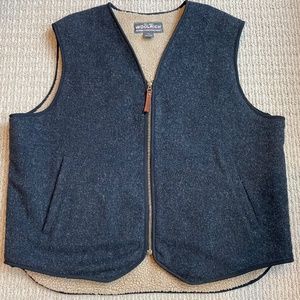 Men’s WOOLRICH Vest Size L